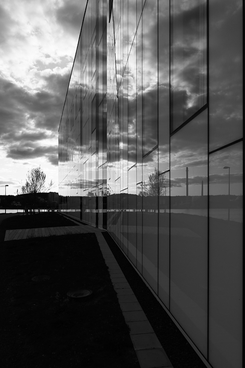 BW